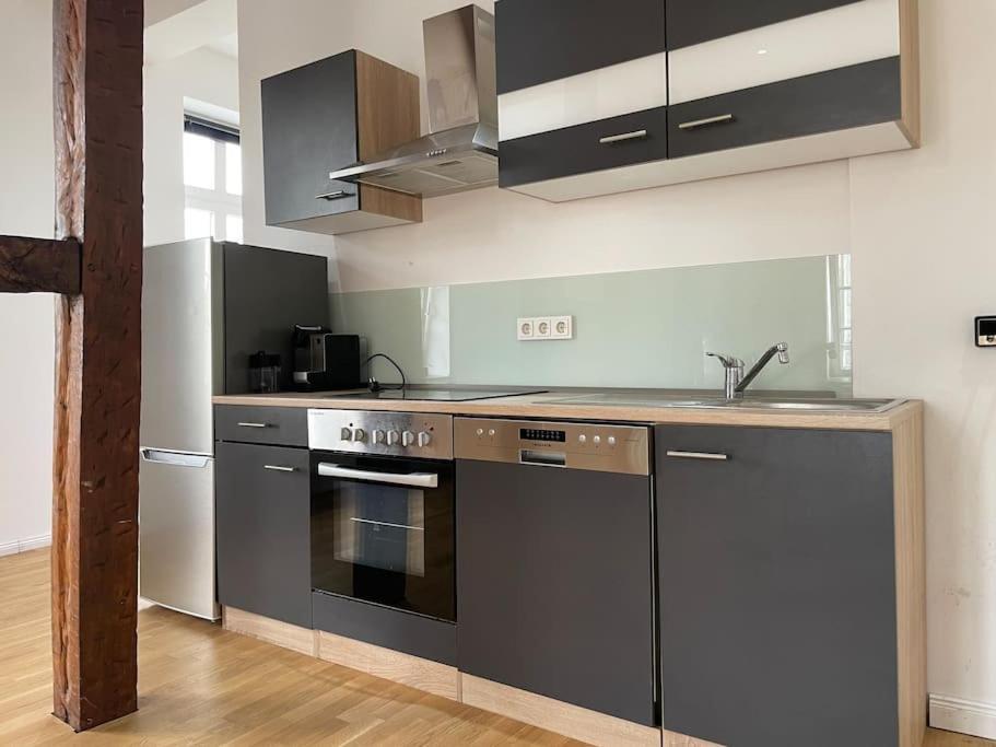 Castle View Living 1 - Best Apartment In Weilburg Exterior foto